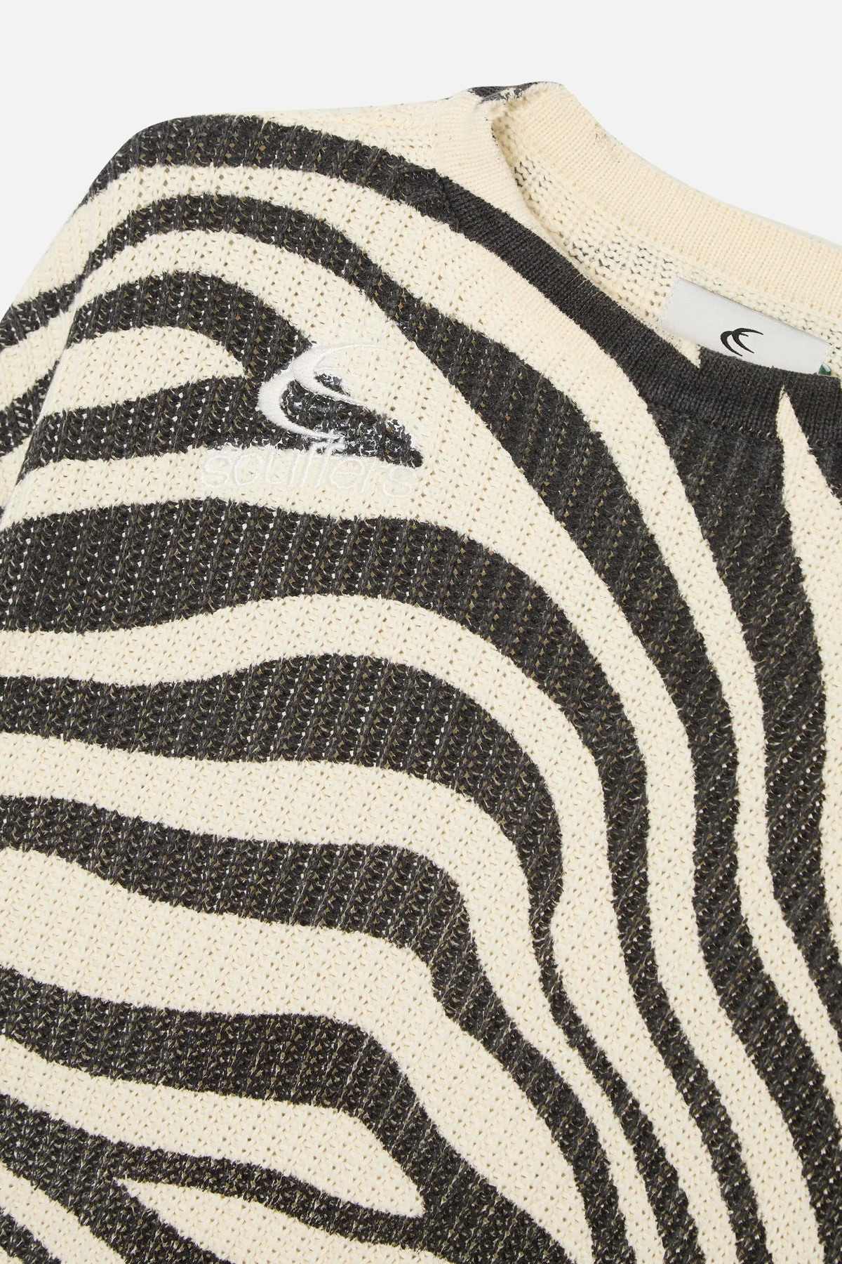 Amore Zebra Knit - Image 11