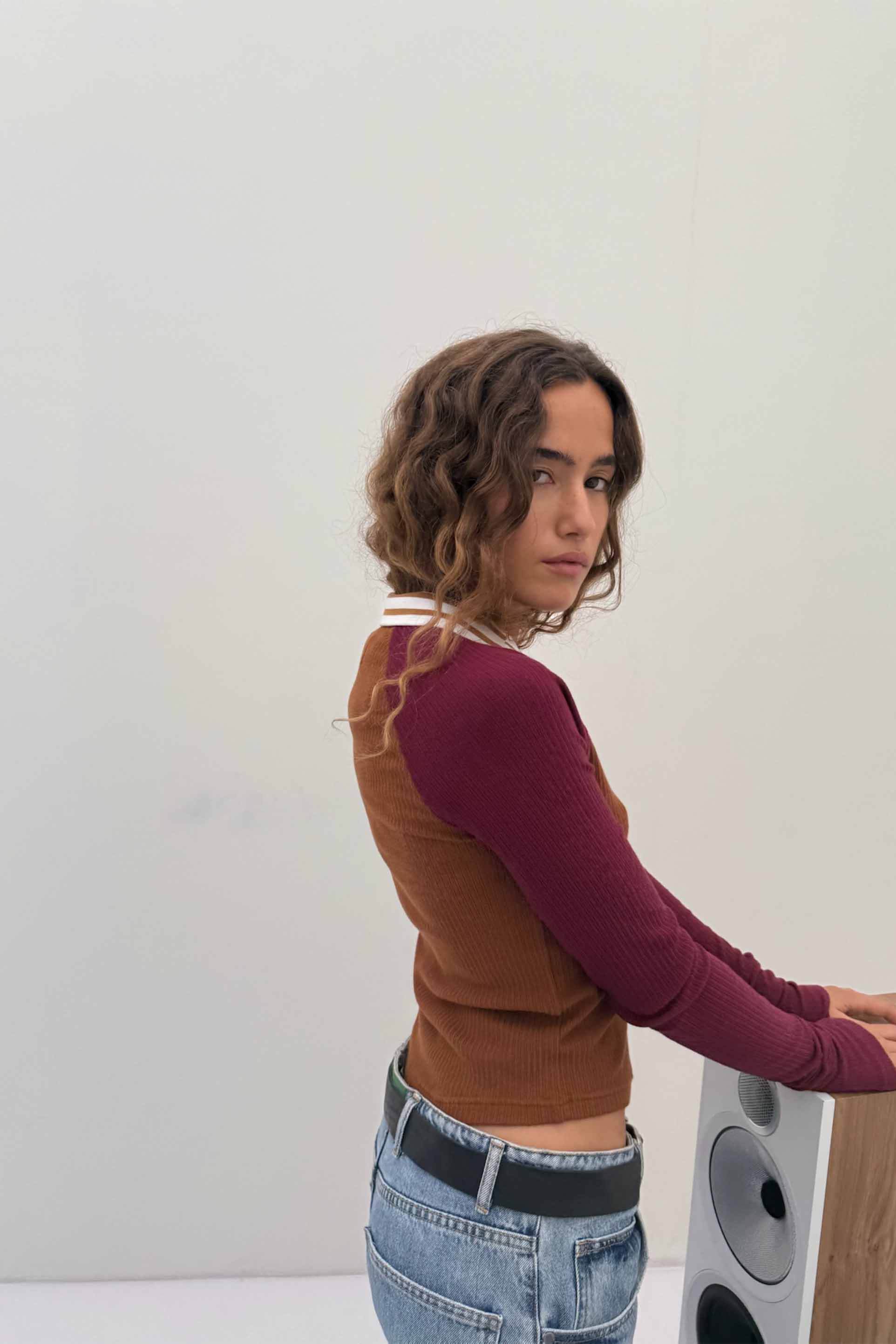 Bow Brown Longsleeve - Image 4