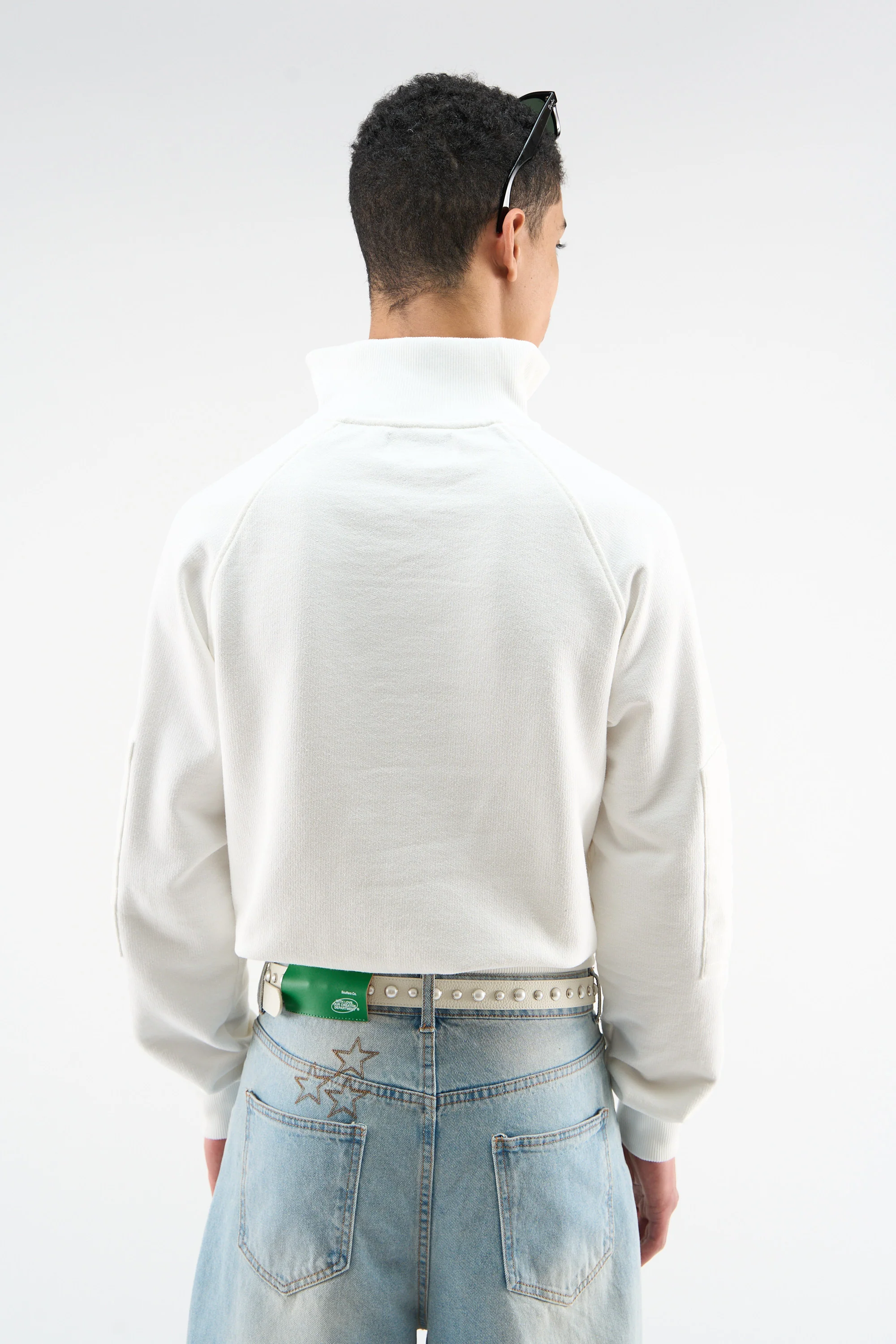 Bow Quarter Ecru Zip - Image 3