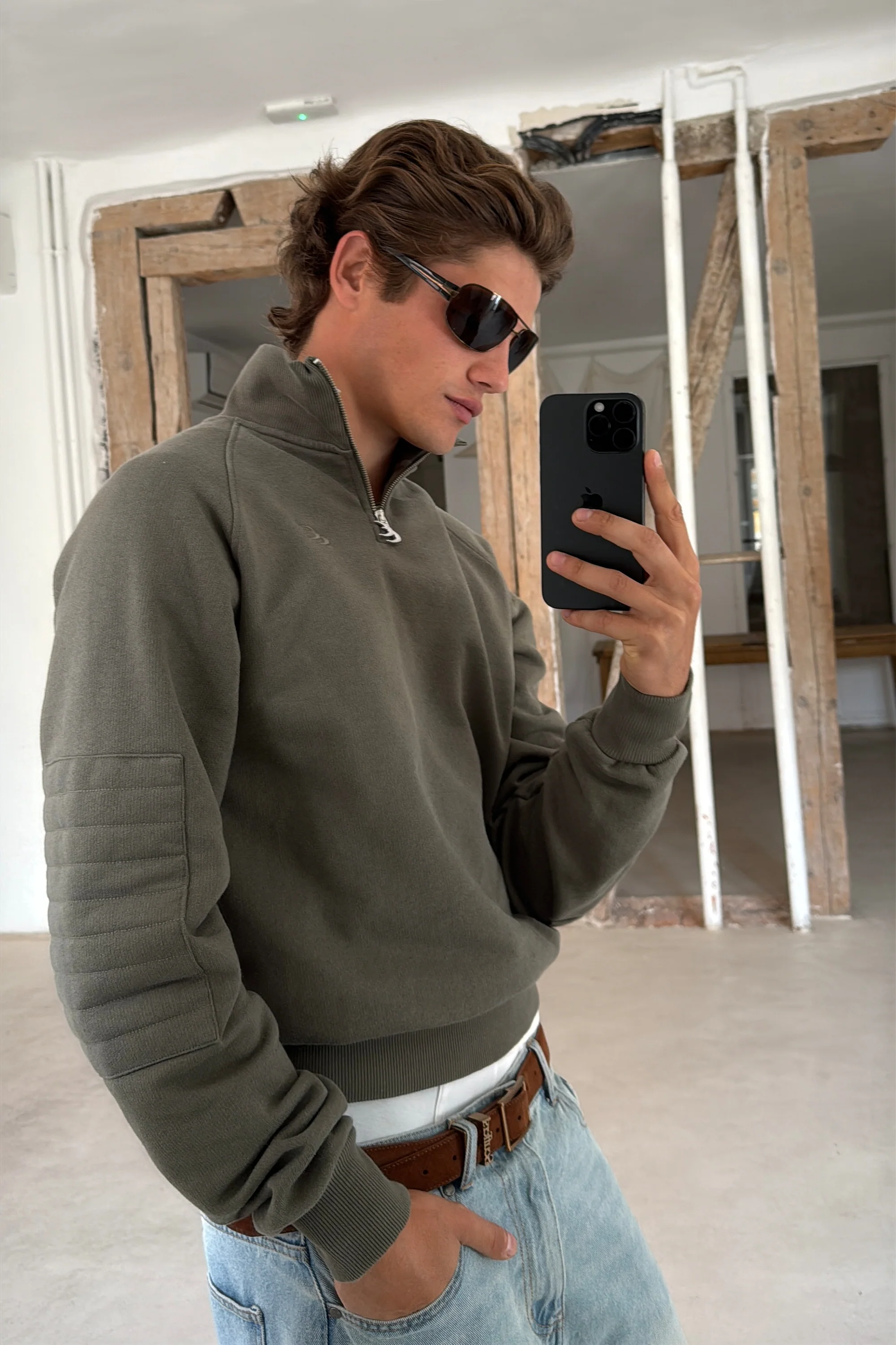Bow Quarter Green Zip - Image 6