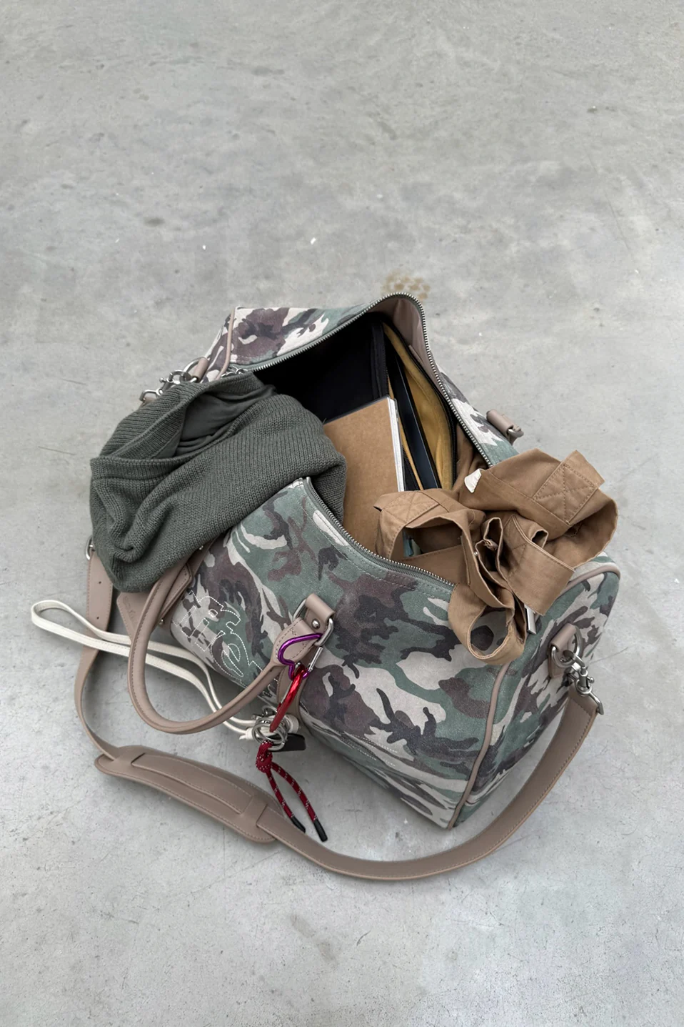 Camo Duffle Bag - Image 8