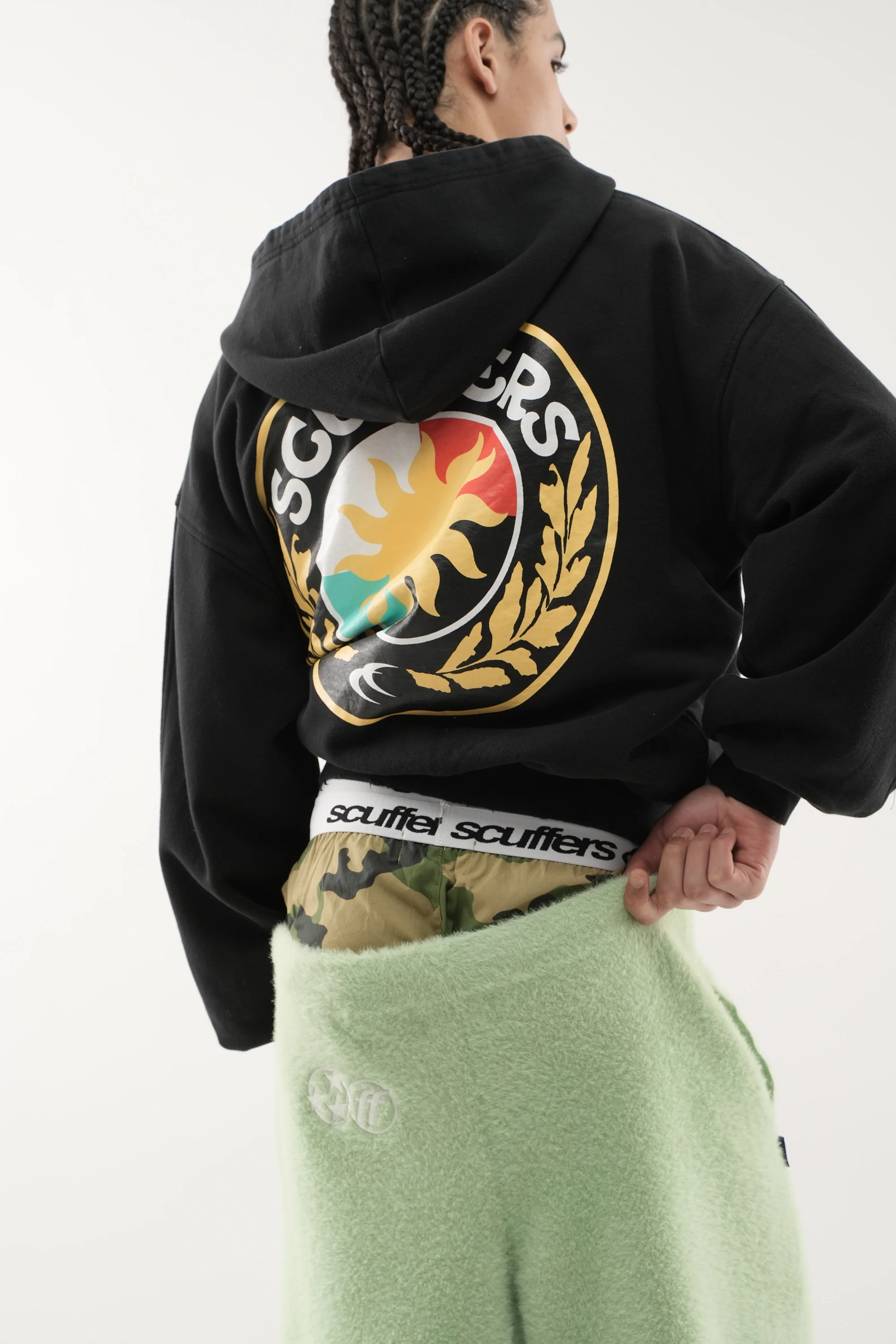Champ Black Zipped Hoodie - Image 10