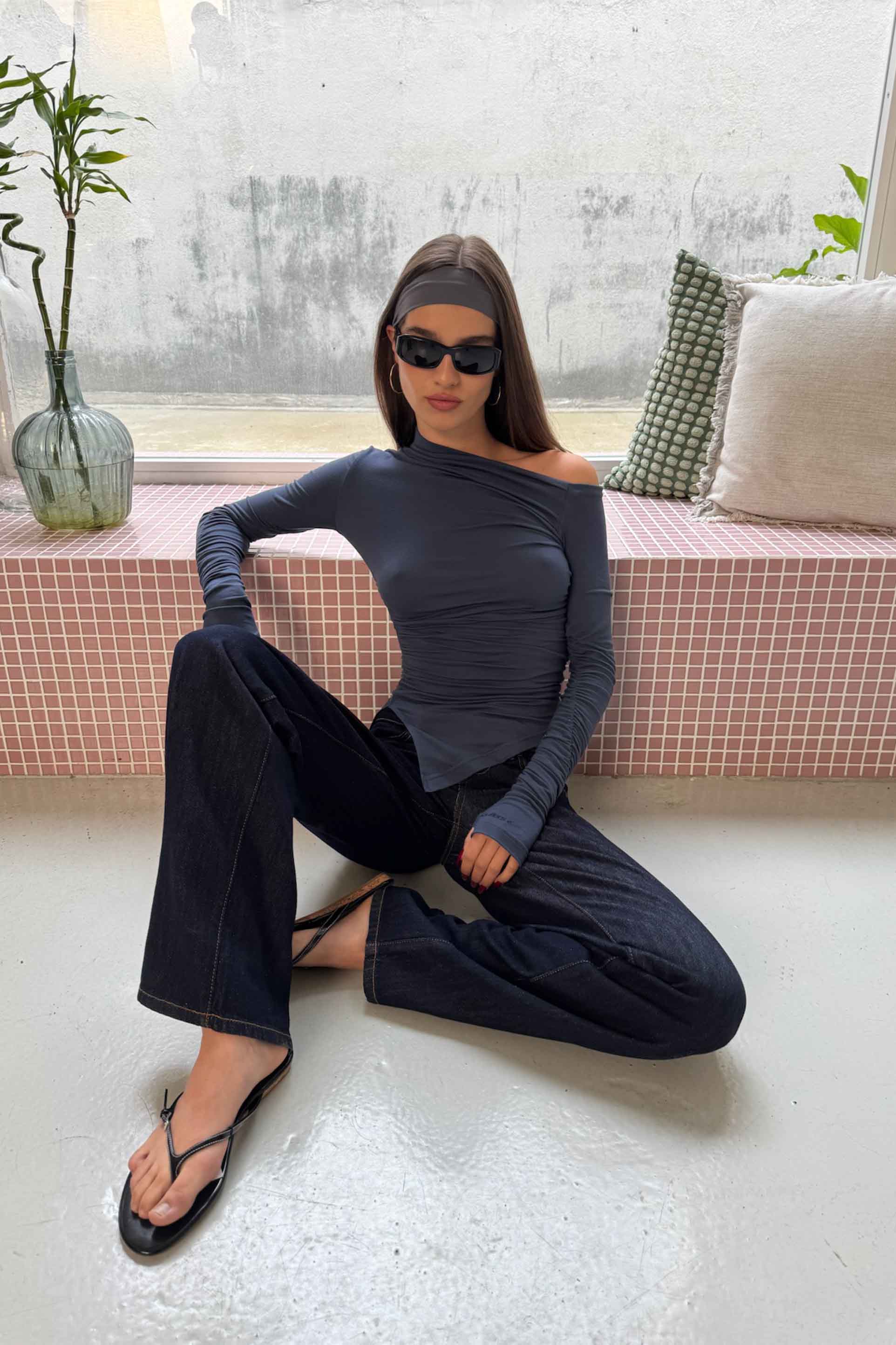 Claires Blue Longsleeve - Image 10