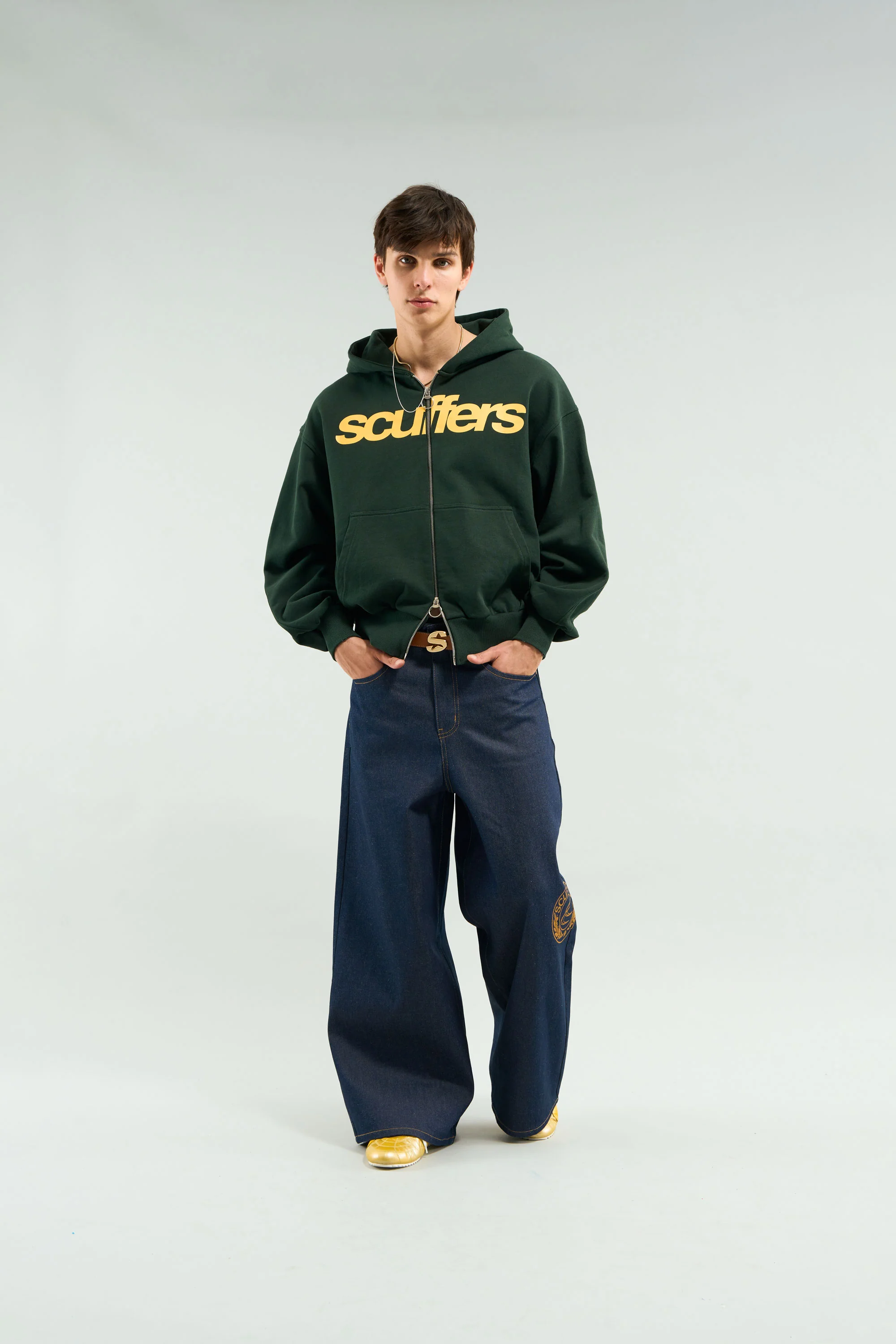 Essential Green Zipper - Image 2