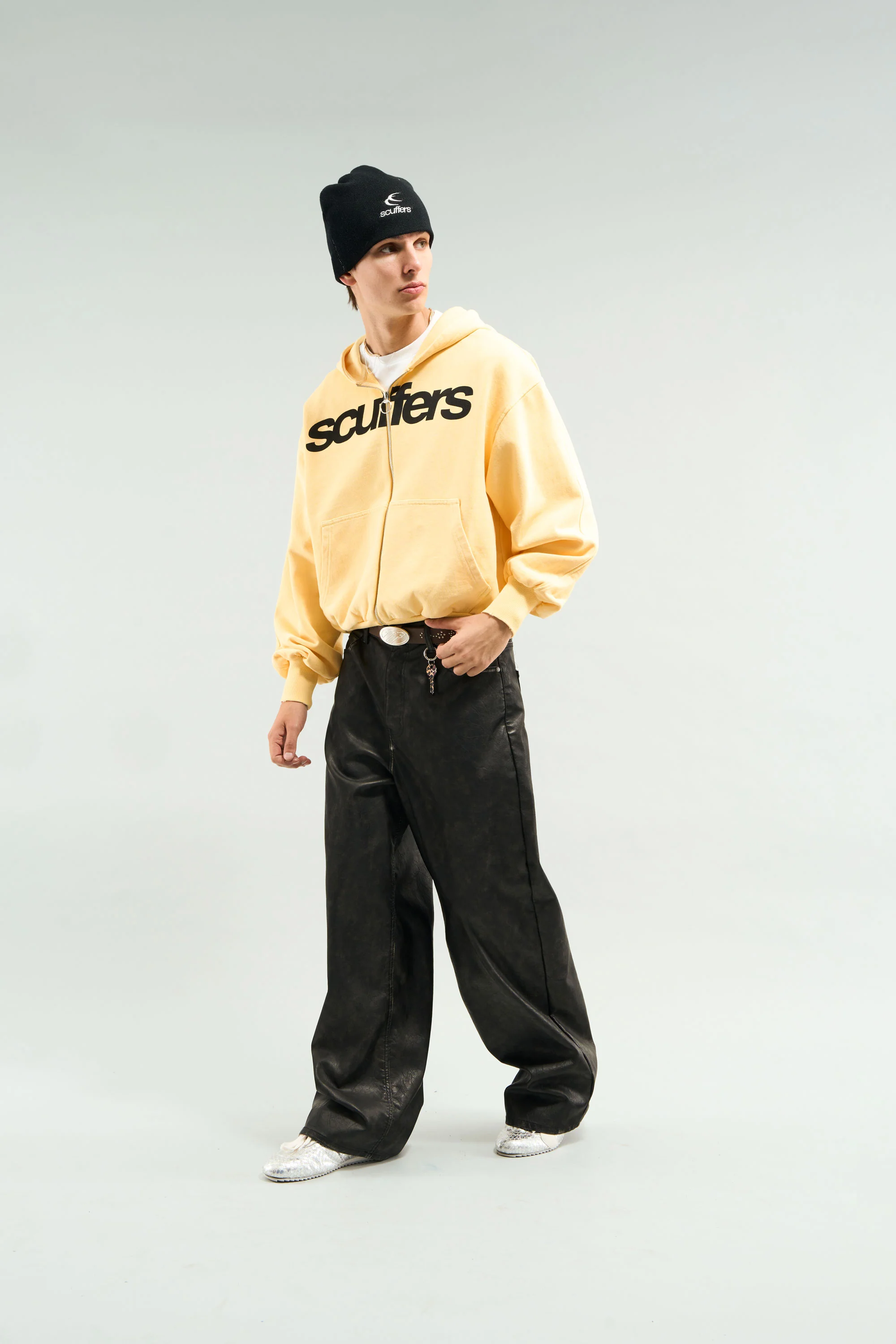 Essential Yellow Zipper - Image 4