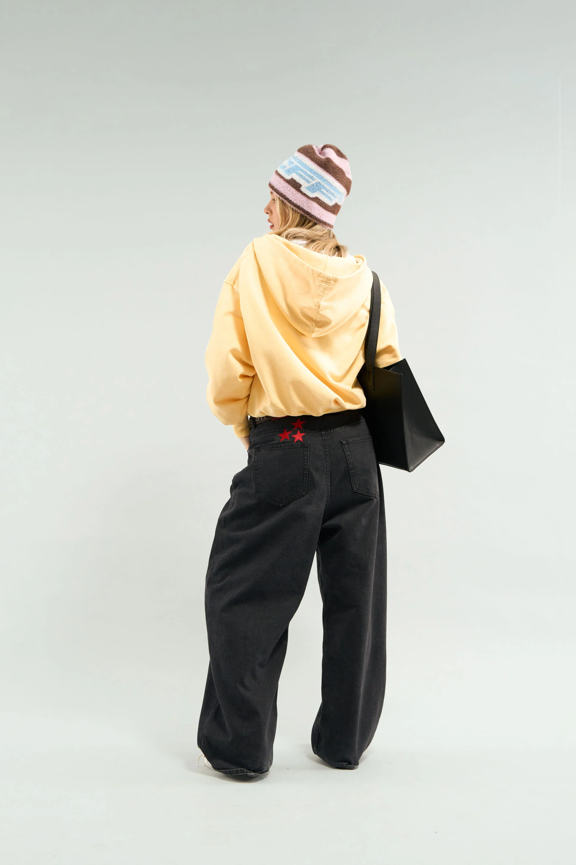 Essential Yellow Zipper - Image 8