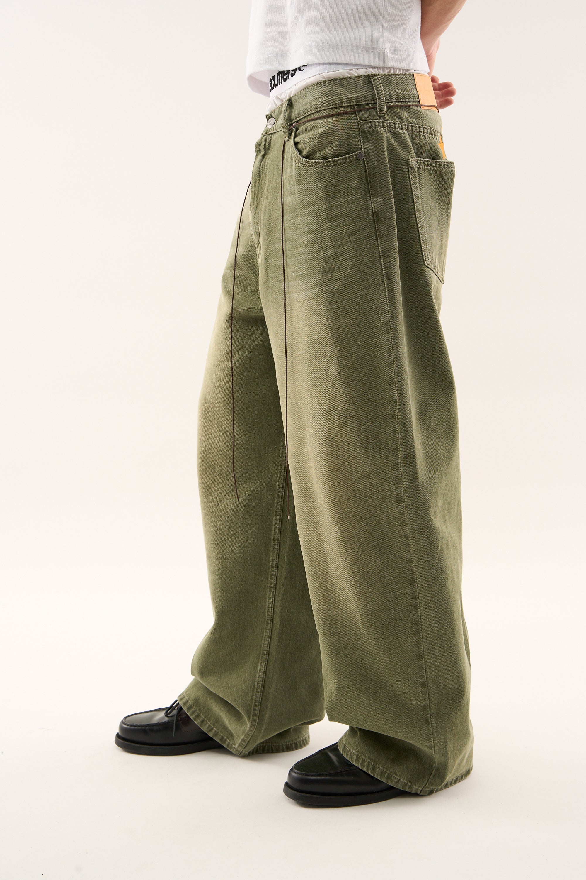 Jumbo Pants Green - Image 4