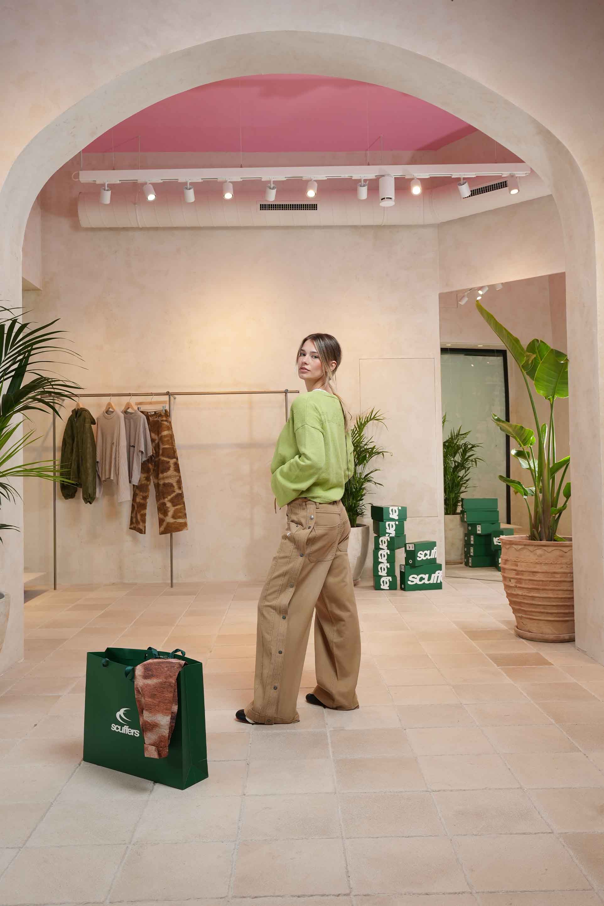 Hotel Camel Pants - Image 9