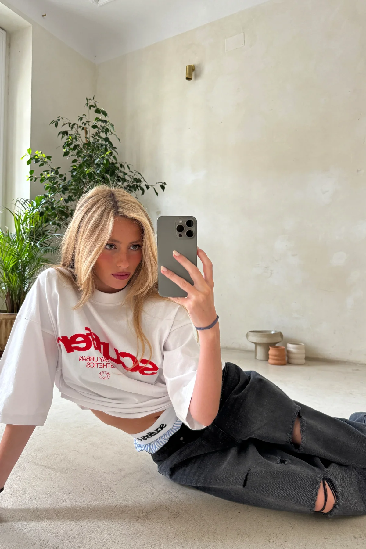 Icon White T-shirt - Image 3