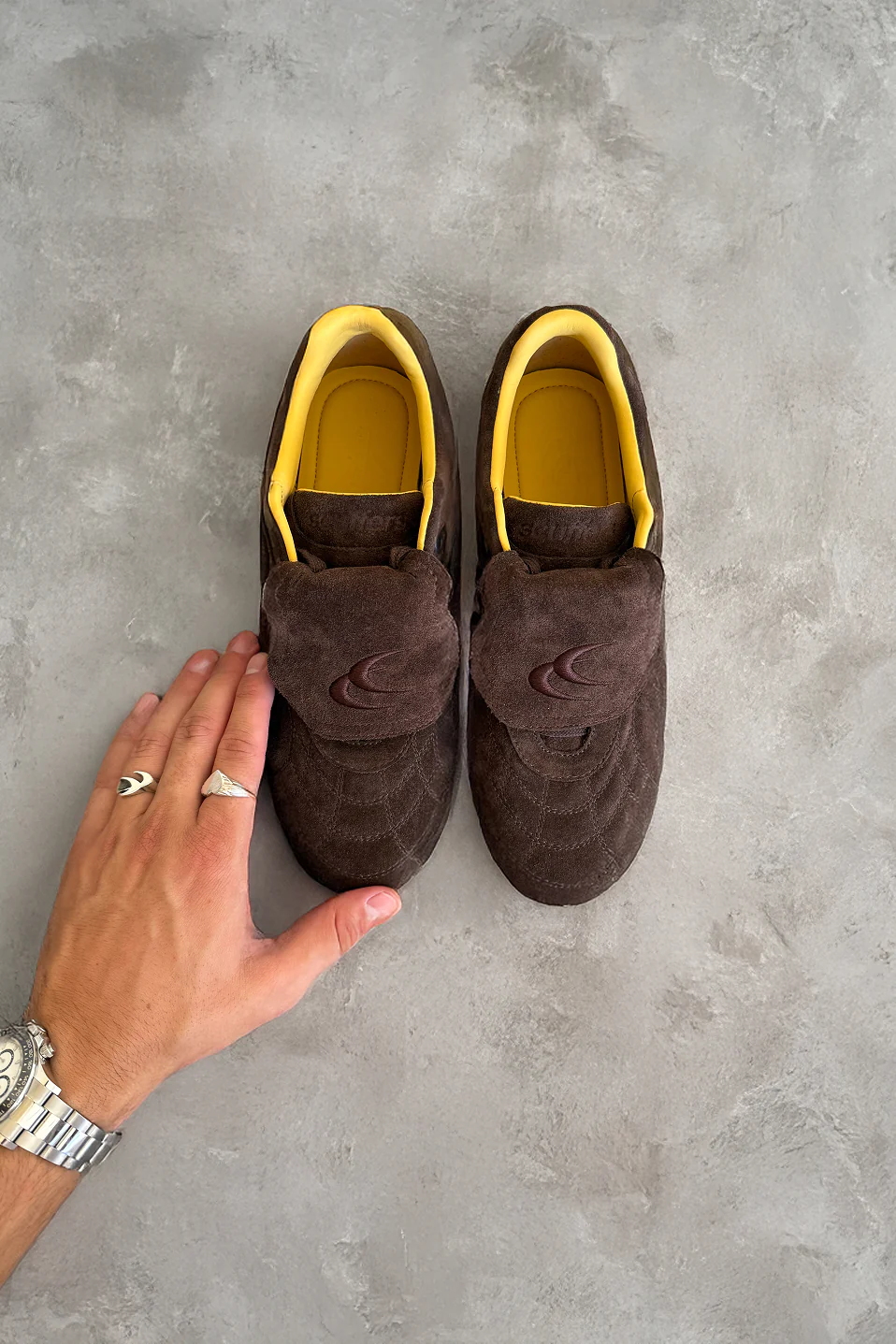 Iconic Suede Brown Sneaker - Image 8