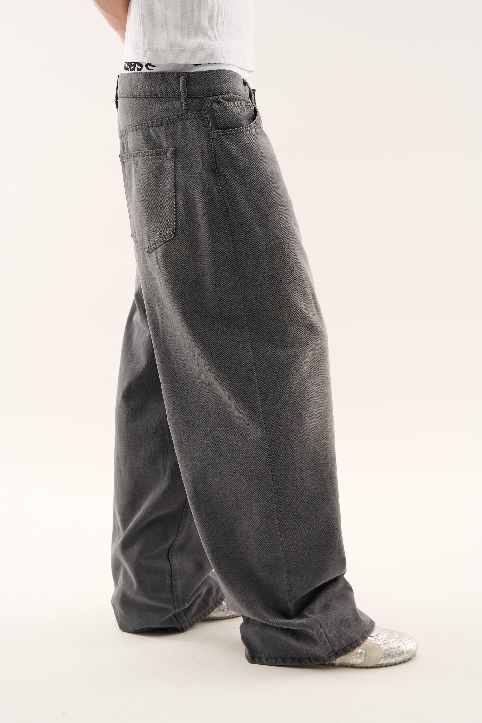 Jumbo Pants Washed Grey - Image 6