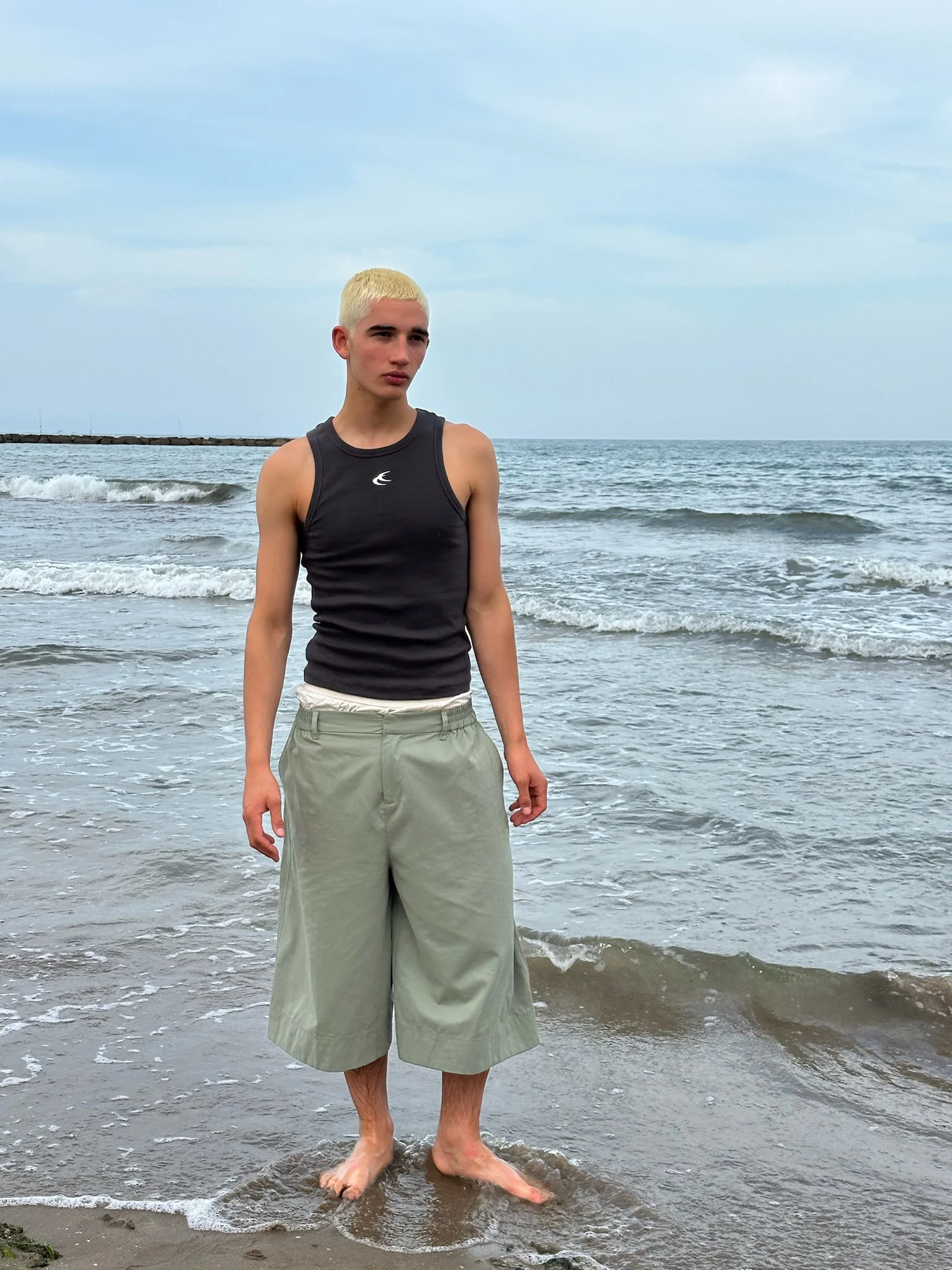 Kangoo Green Shorts - Image 8