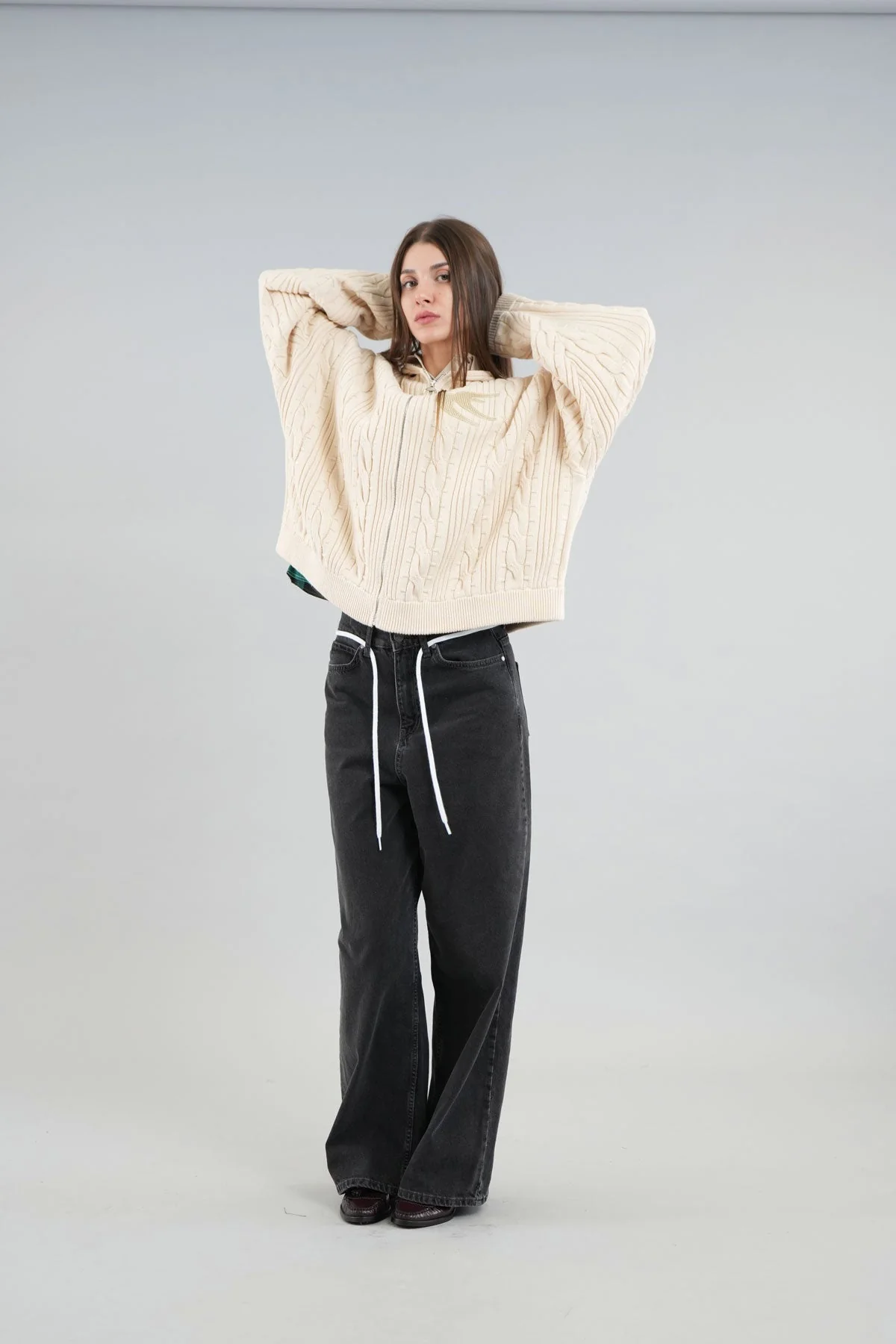 Latte Ecru Zipper Knit - Image 11