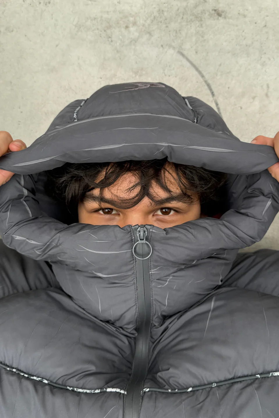 Marble Dark Grey Puffer Jacket - Image 5