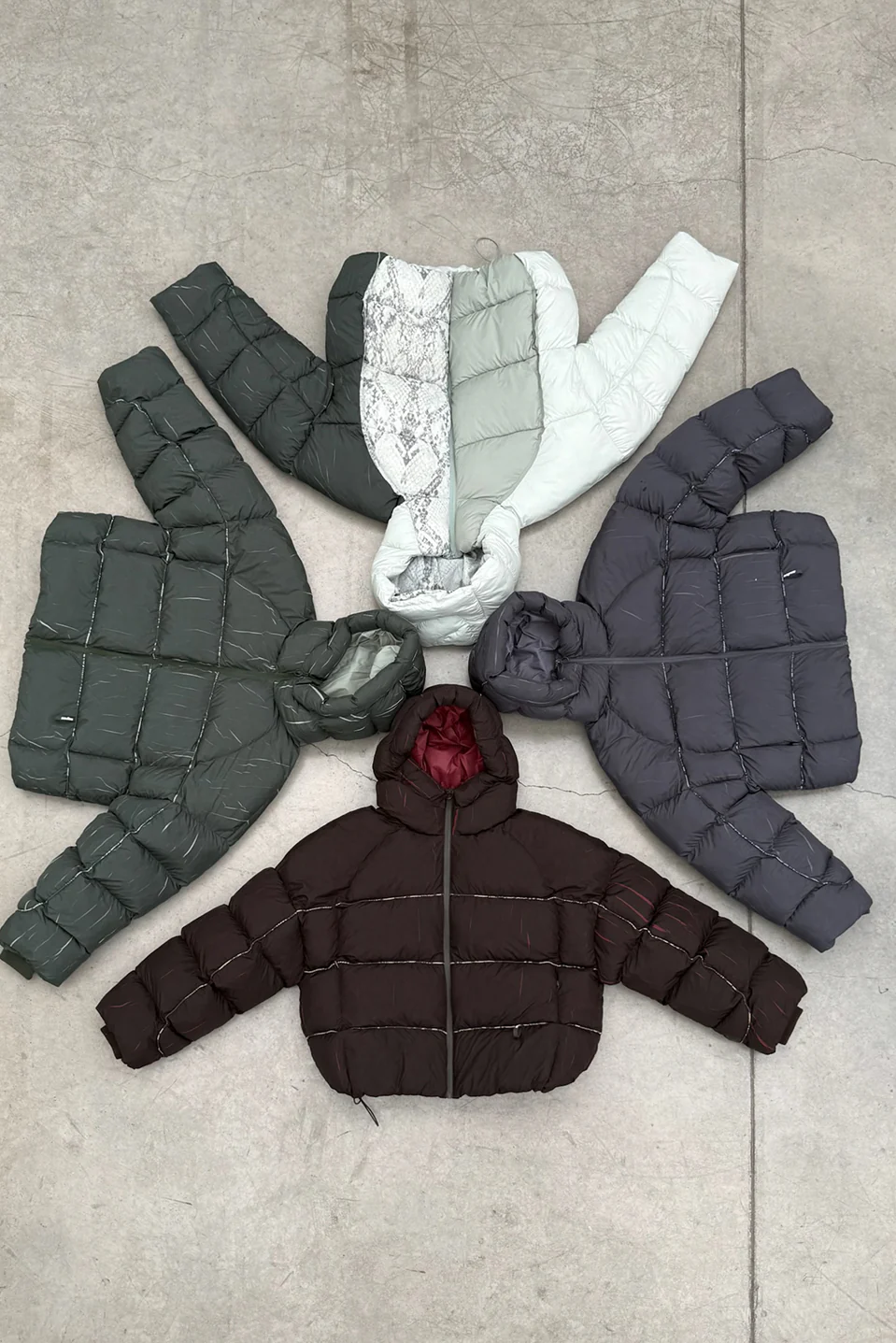 Marble Brown Puffer Jacket - Image 7
