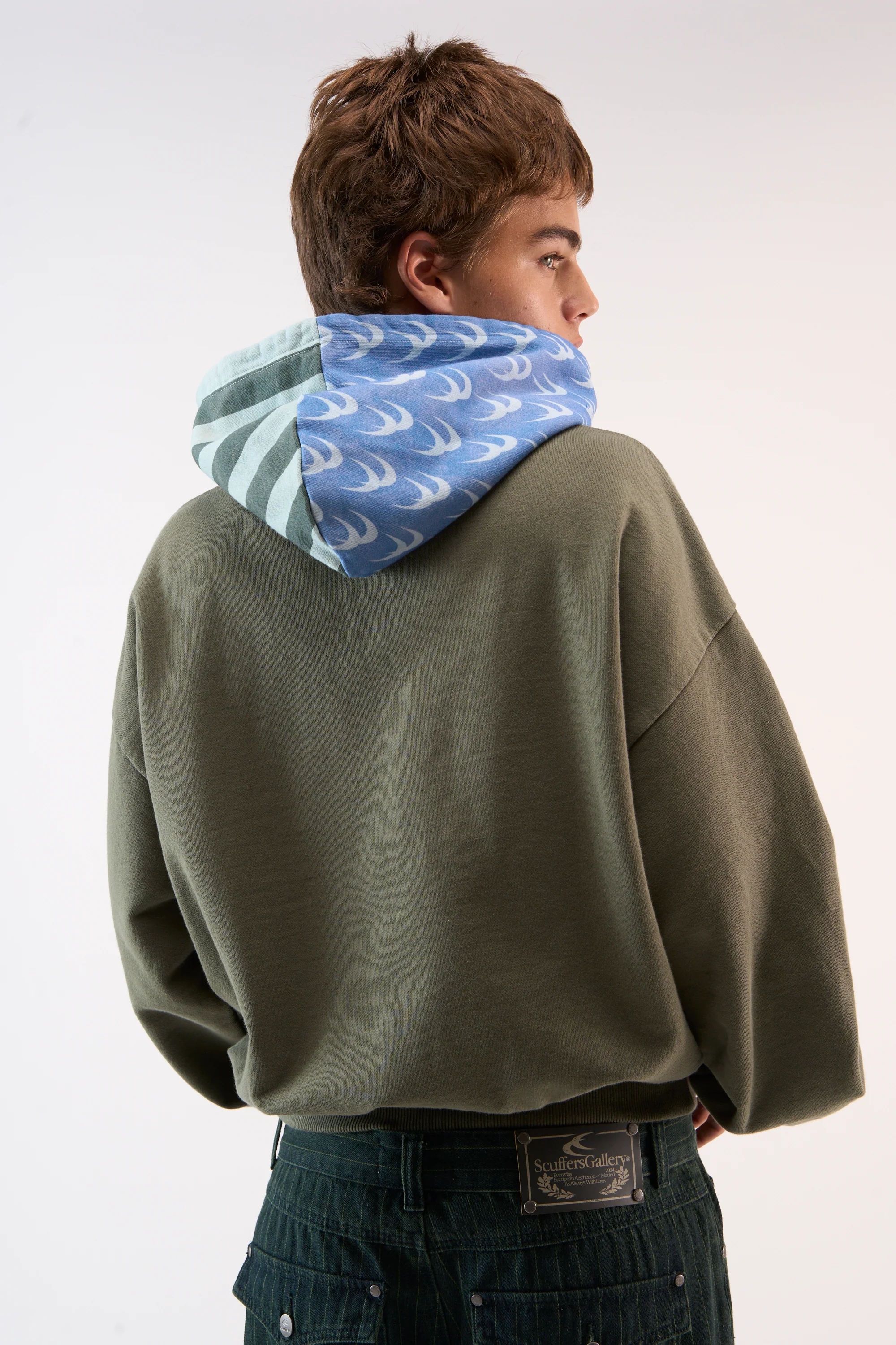 Nowhere Green Zipped Hoodie - Image 4