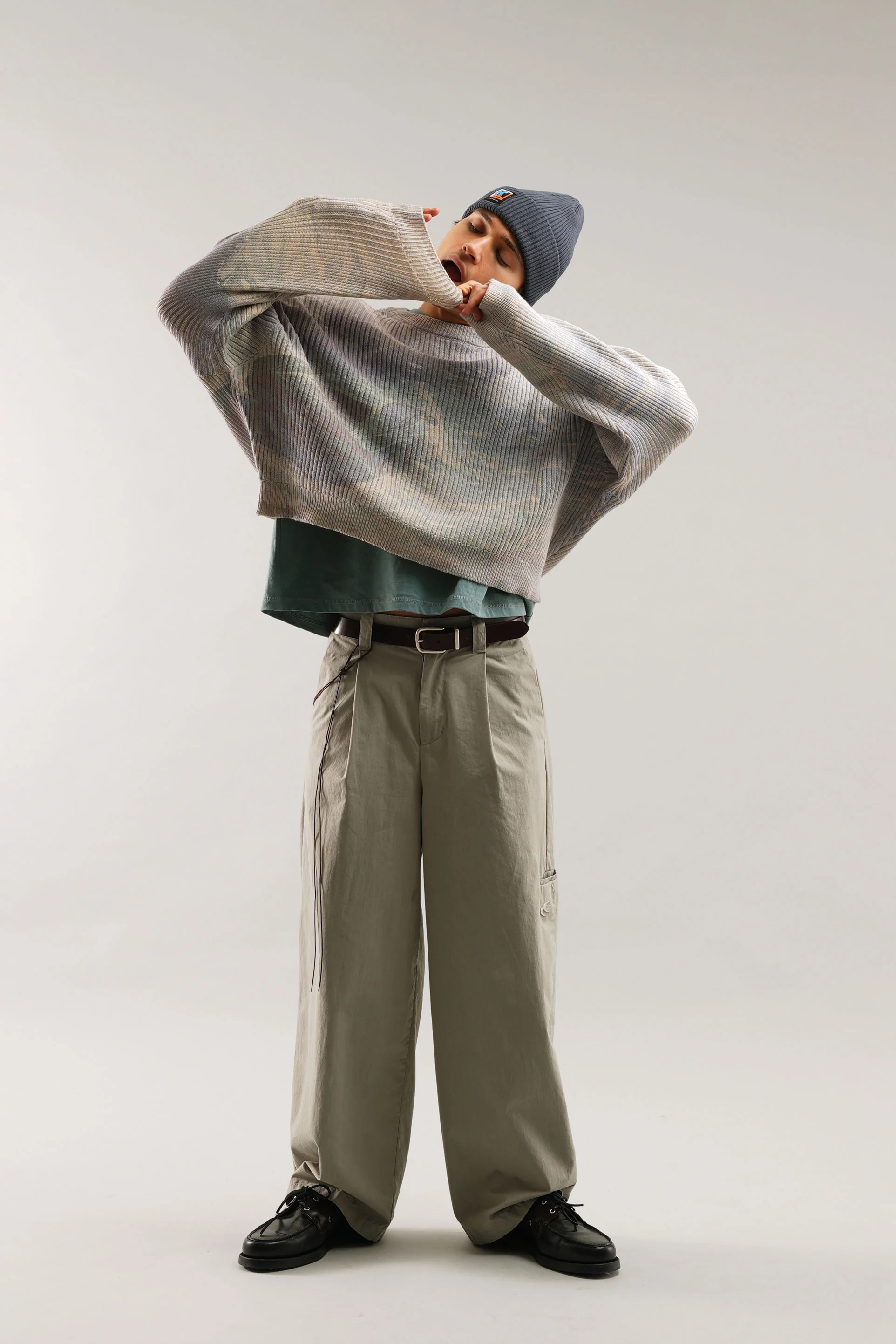 Oil Canvas Knit - Image 5
