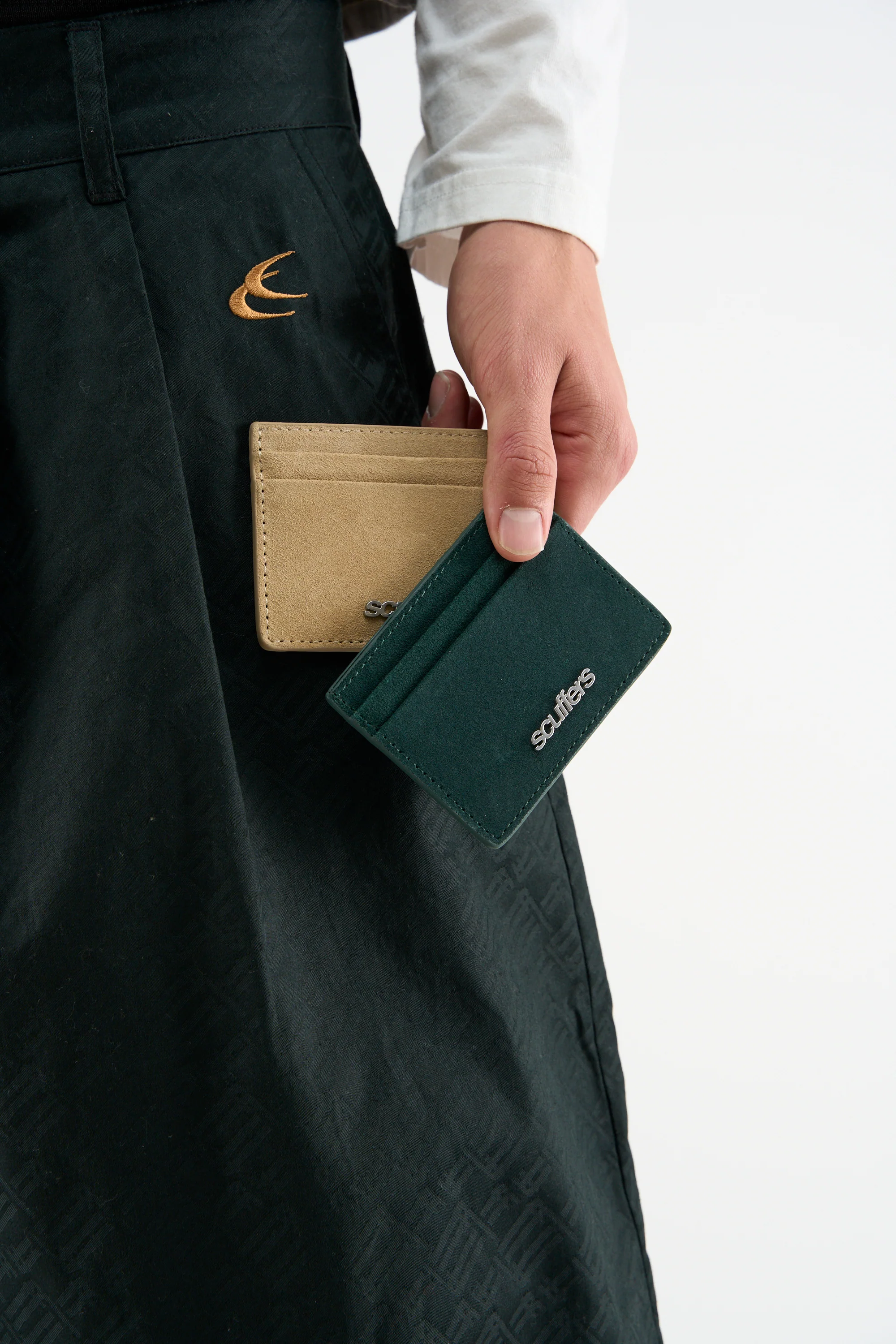 Suede Ecru Wallet - Image 5