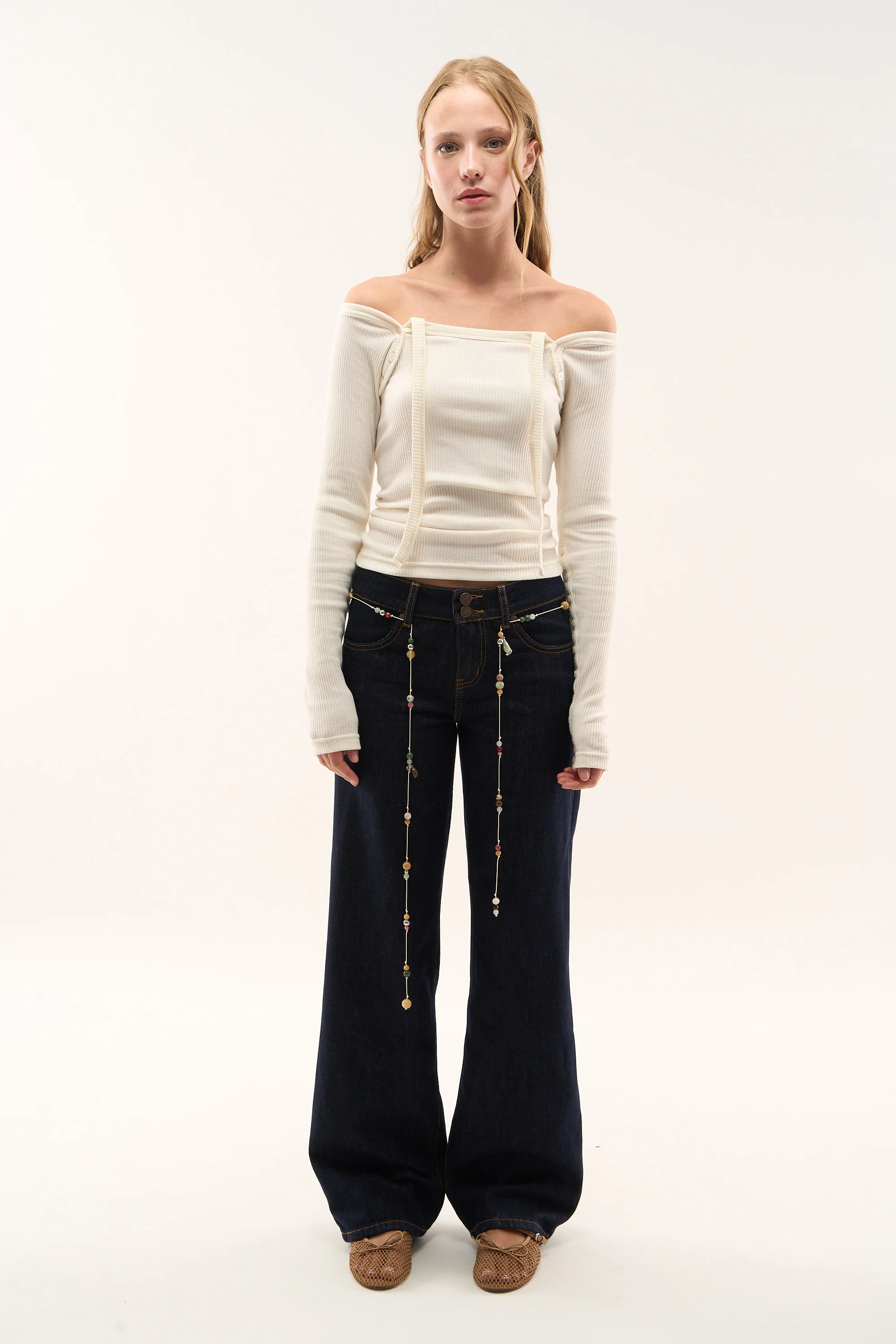 Toggle Ecru Longsleeve - Image 2